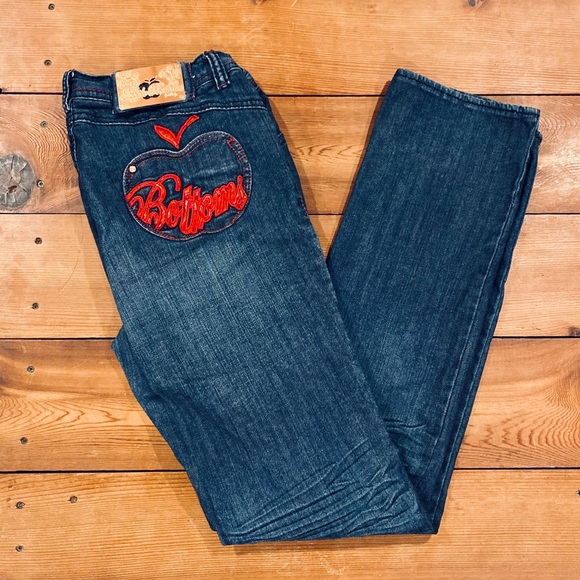 red apple bottom jeans